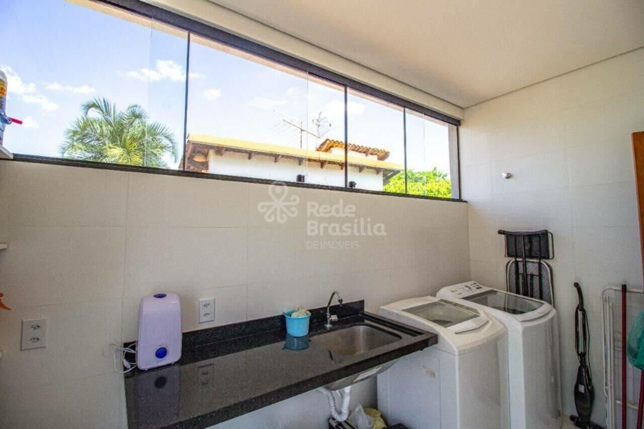 Casa Setor Habitacional Jardim Botânico, Brasília - DF