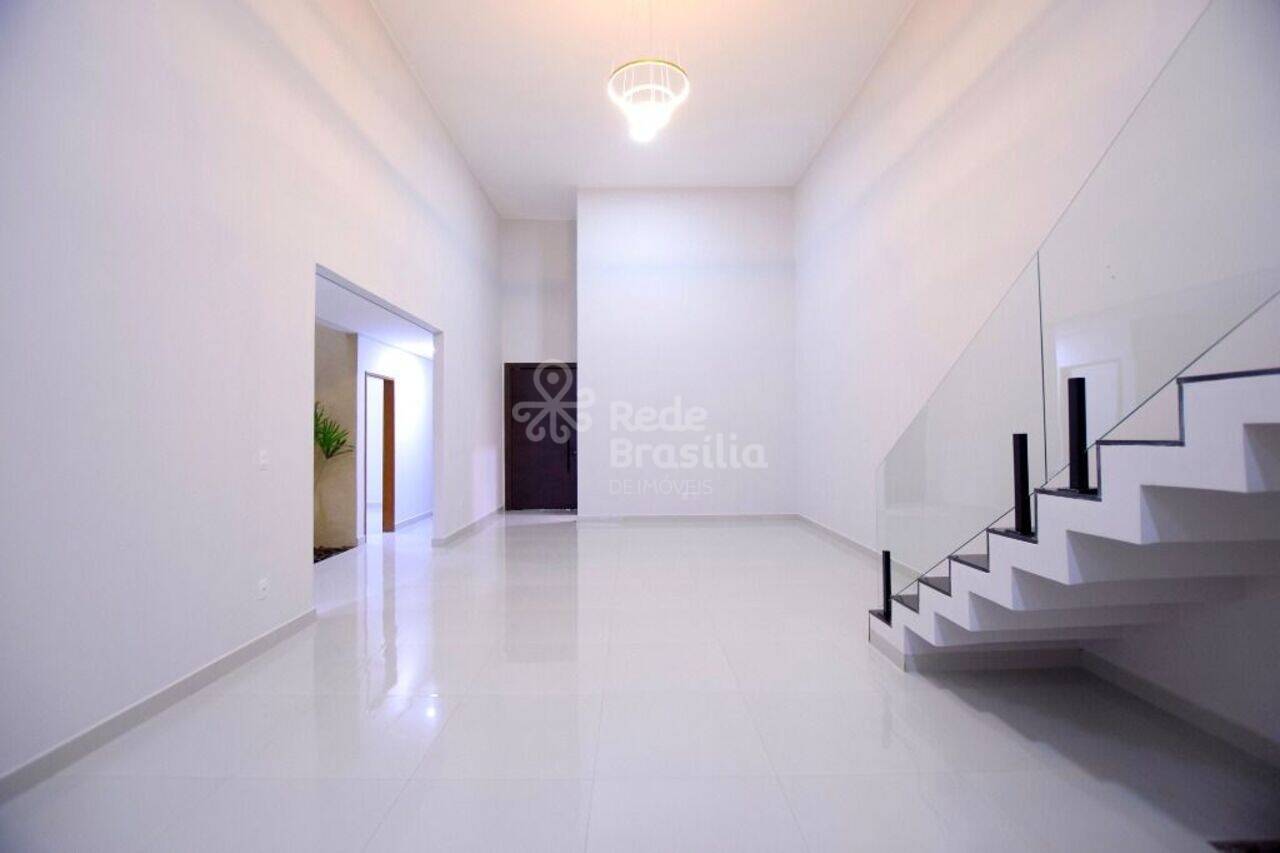 Casa Setor Habitacional Jardim Botânico, Brasília - DF