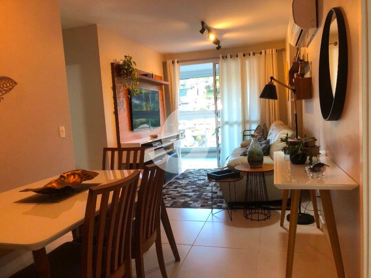 Apartamento Santa Rosa, Niterói - RJ