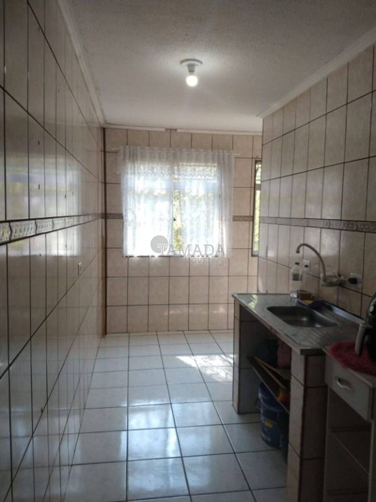 Apartamento Conjunto Habitacional Fazenda do Carmo, São Paulo - SP