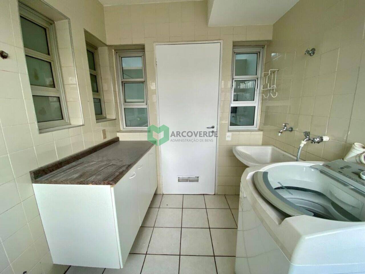 Apartamento Vila Madalena, São Paulo - SP