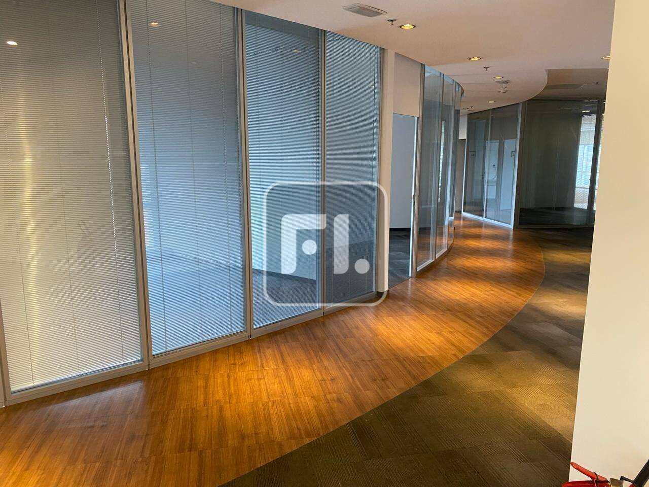 Conjunto para alugar, 946 m²  Pinheiros - São Paulo/SP