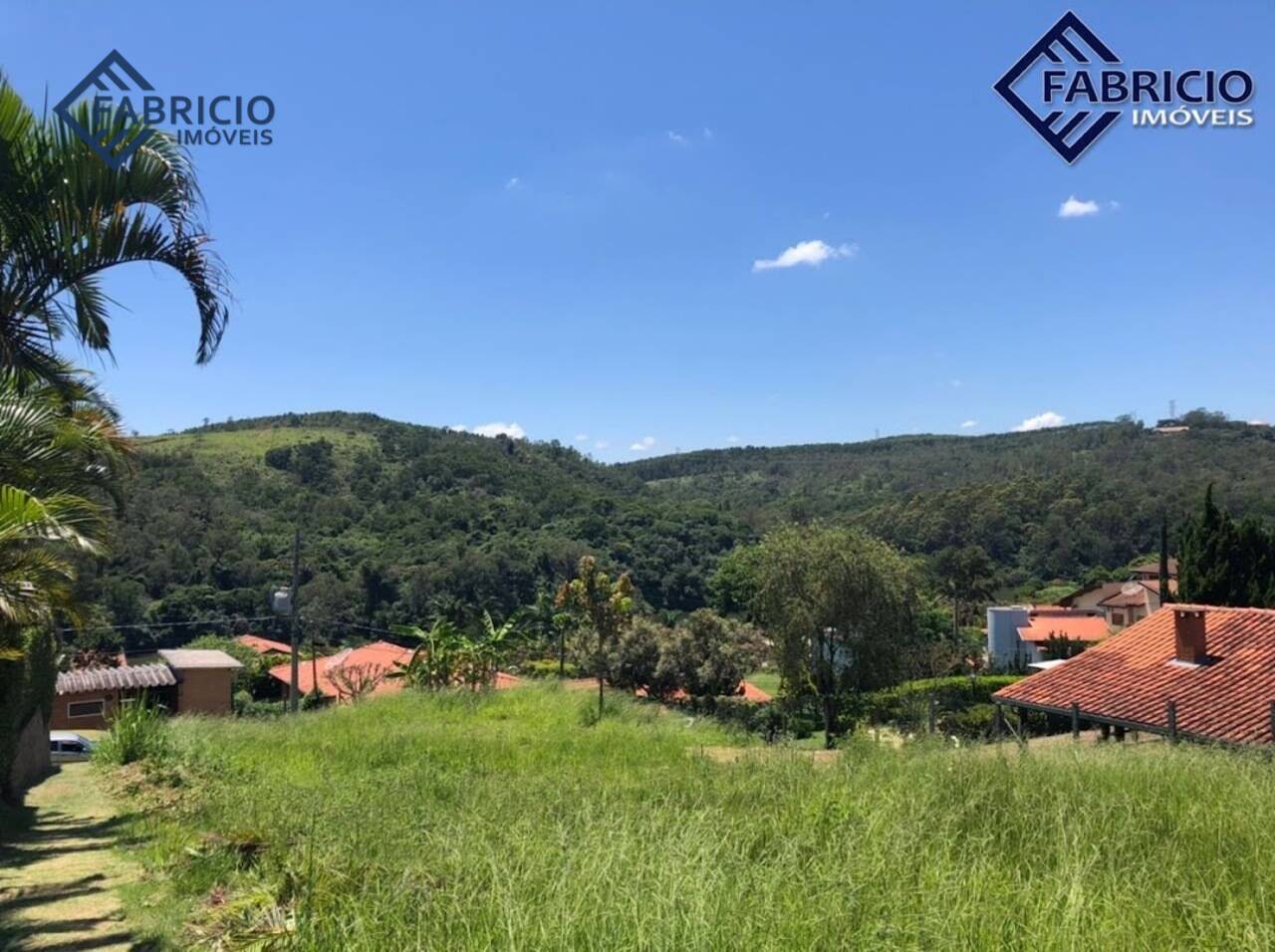 Terreno Condomínio Chácaras do Lago, Vinhedo - SP