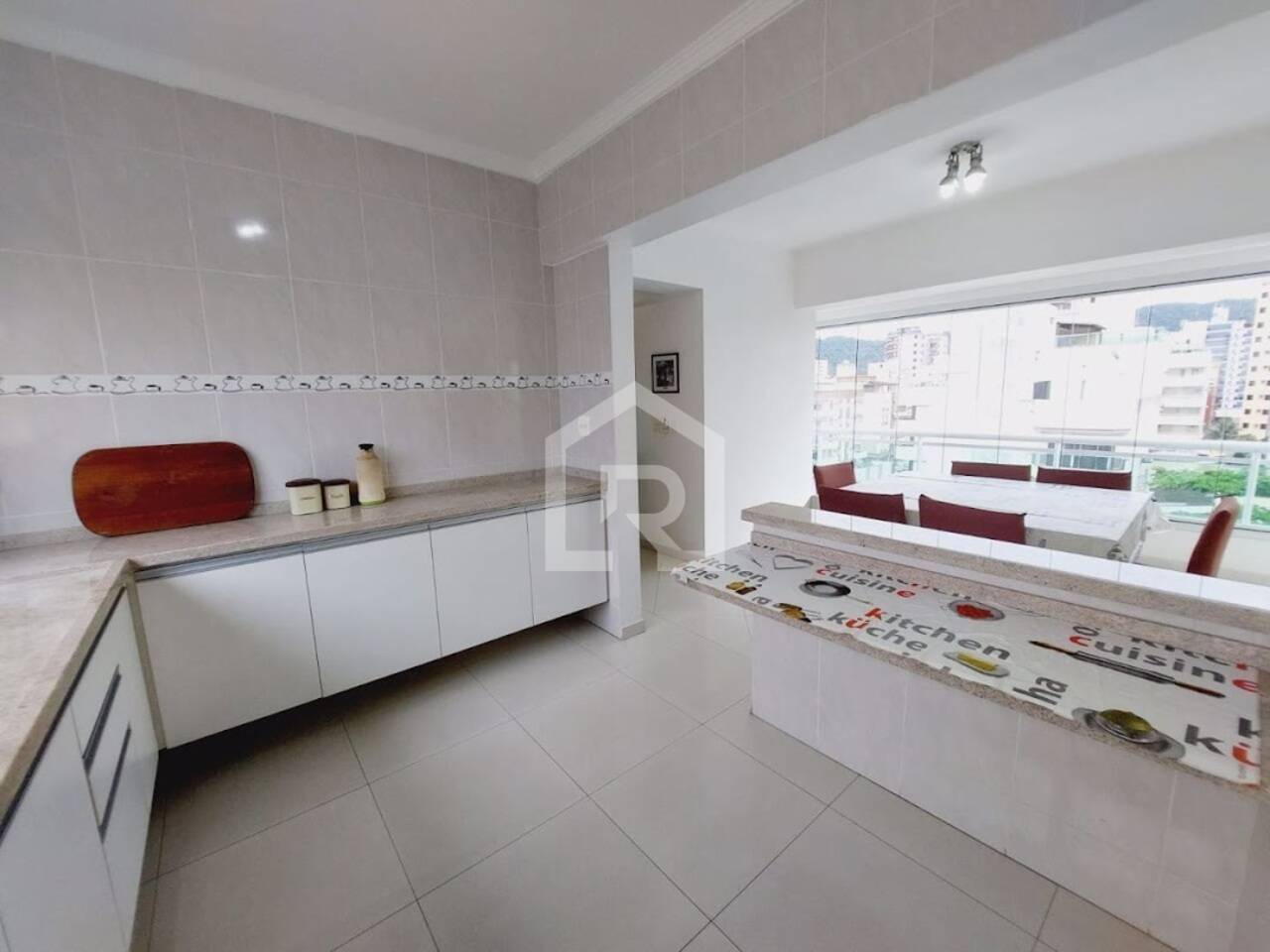 Apartamento Enseada, Guarujá - SP