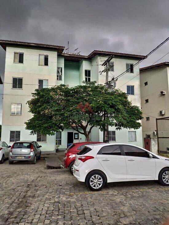 Apartamento de 46 m² Baraúnas - Feira de Santana, à venda por R$ 90.000
