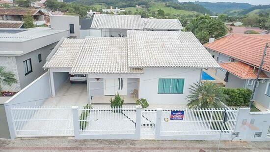 Casa de 219 m² na Samuel Hoffmann - Fundo Canoas - Rio do Sul - SC, à venda por R$ 690.000