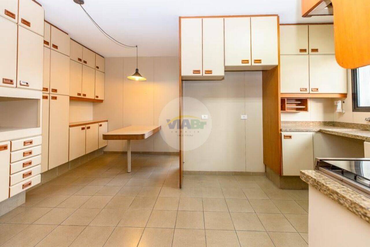 Apartamento Moema, São Paulo - SP