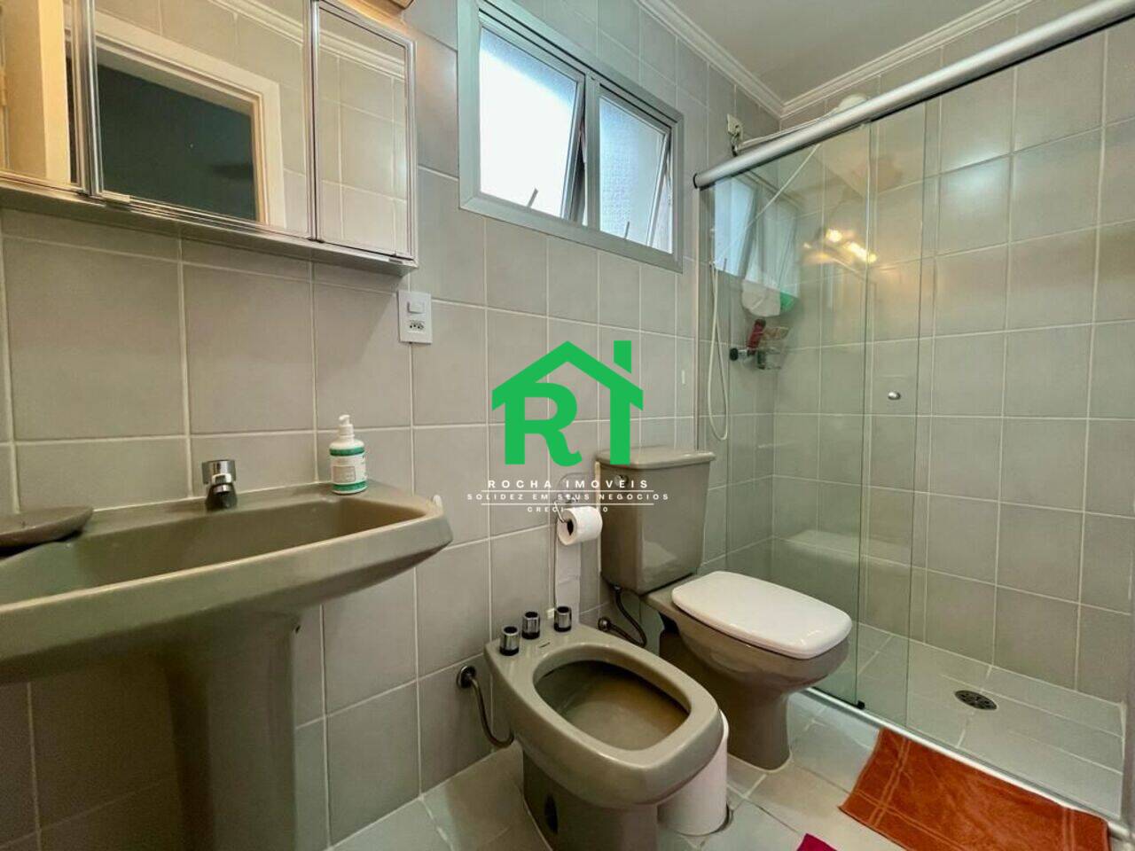 Apartamento Jardim Astúrias, Guarujá - SP