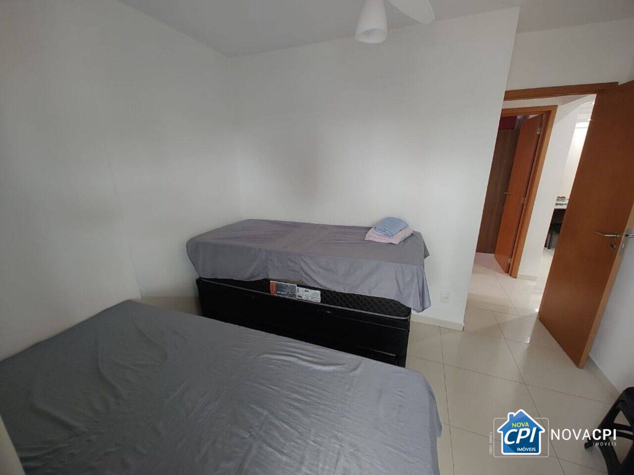 Apartamento Vila Guilhermina, Praia Grande - SP