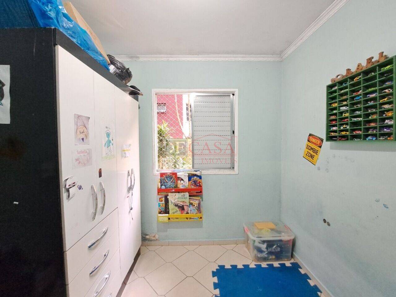 Apartamento Vila Carmosina, São Paulo - SP