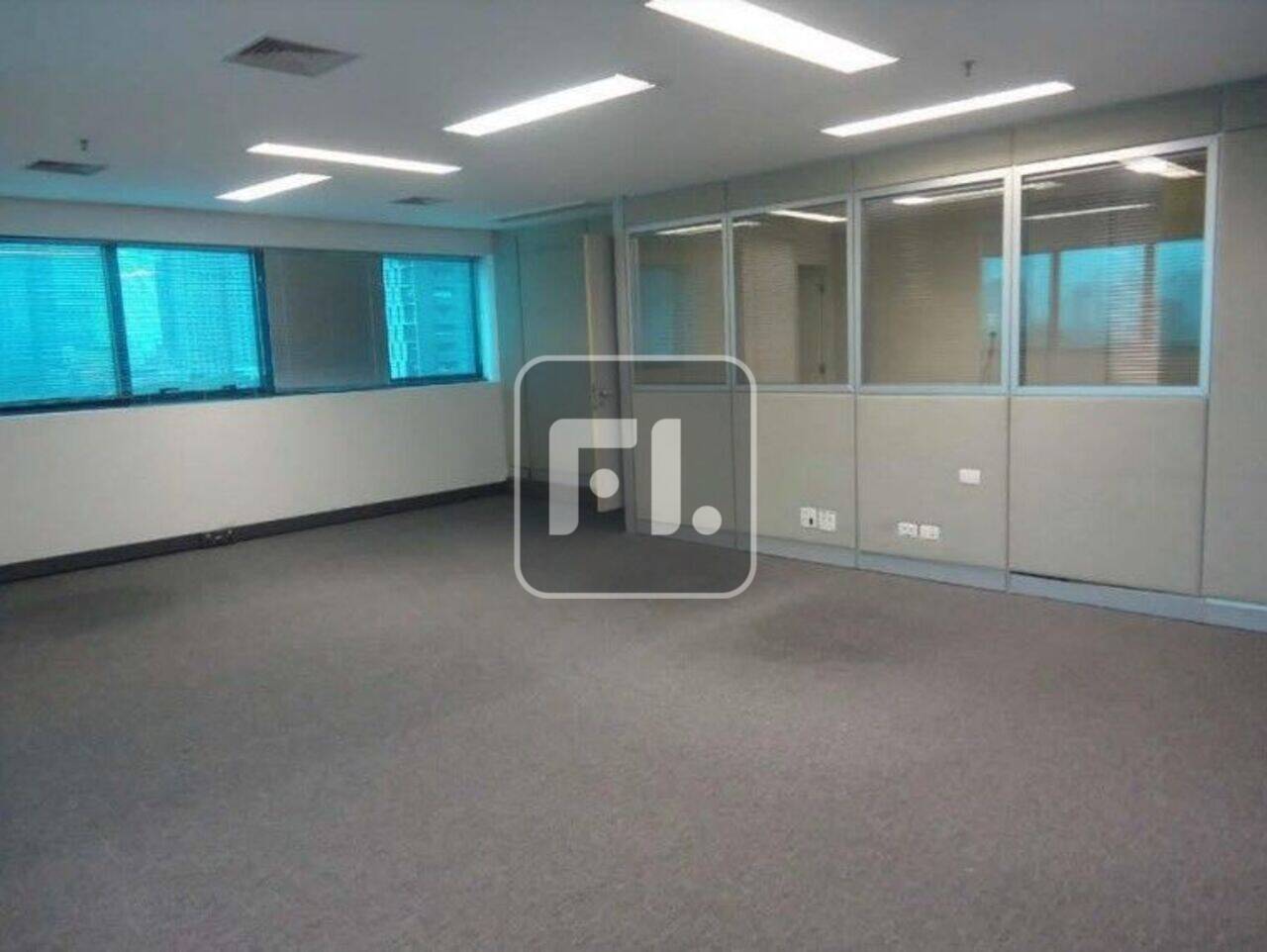 Conjunto para  locação com 191 m² por R$ 3.000.00/mês - Brooklin - São Paulo/SP