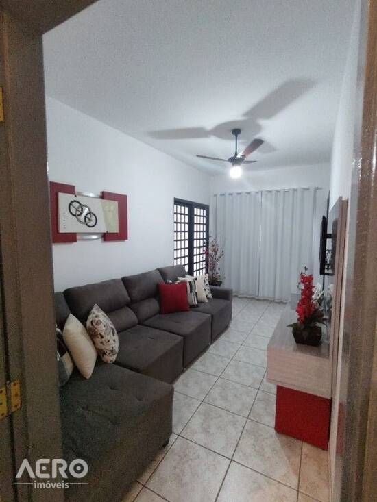 Casa de 124 m² Núcleo Habitacional Mary Dota - Bauru, à venda por R$ 340.000