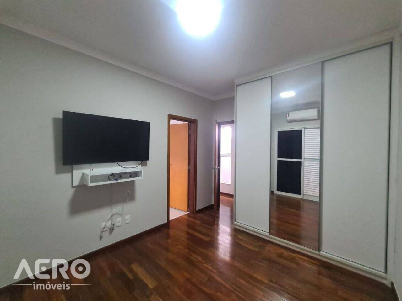 Casa Villaggio III, Bauru - SP