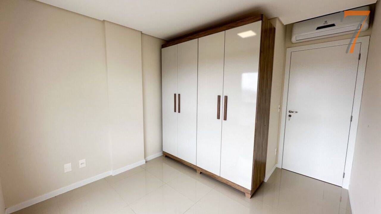 Apartamento Balneário, Florianópolis - SC