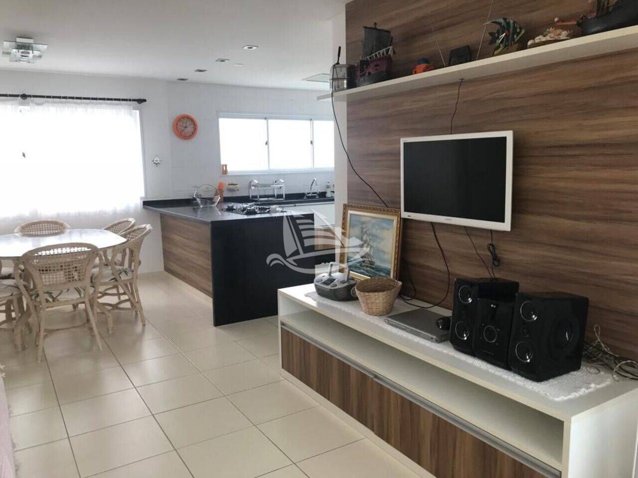 Apartamento Praia da Enseada - Portal Do Guarujá, Guarujá - SP