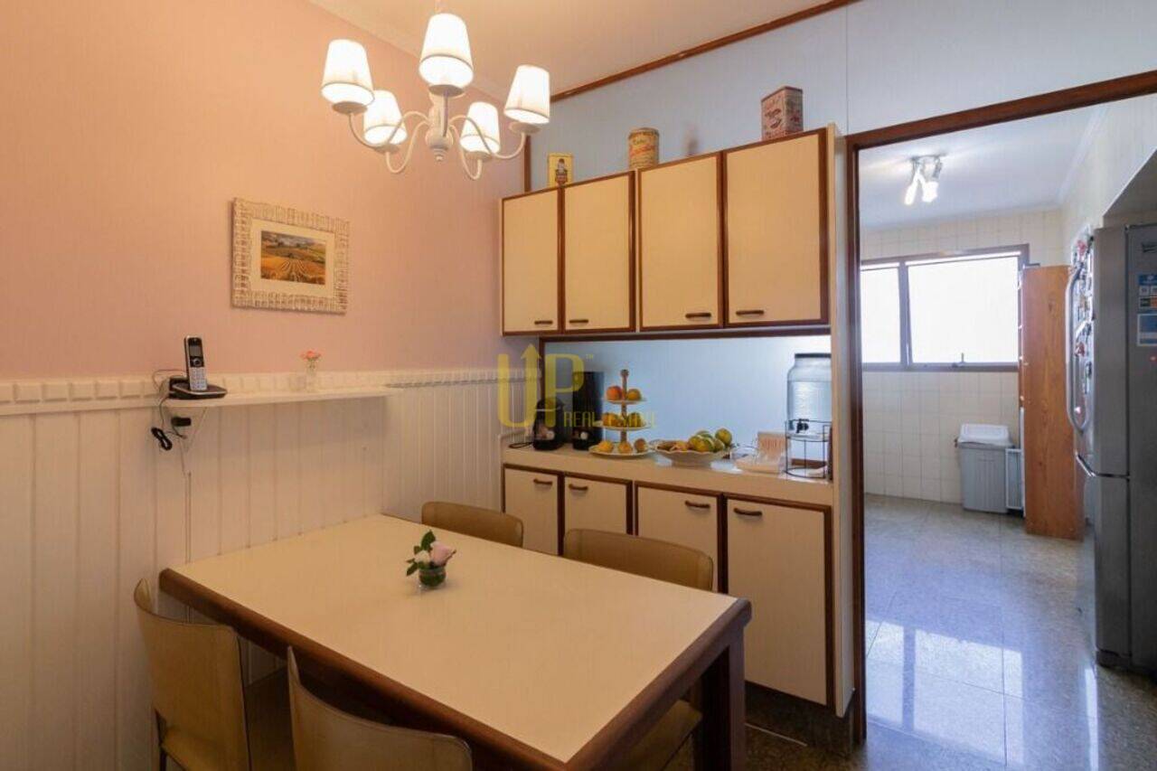 Apartamento Moema, São Paulo - SP