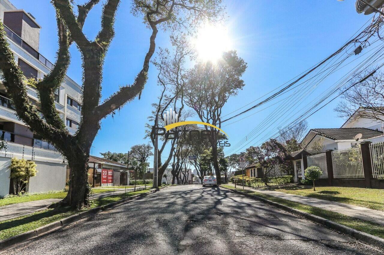 Cobertura Água Verde, Curitiba - PR