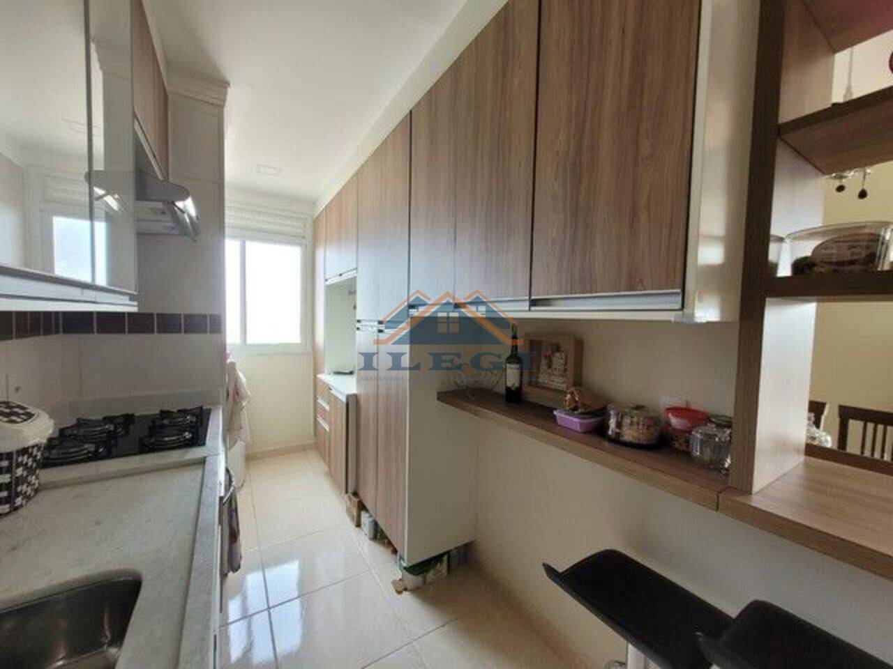 Apartamento Parque Residencial Maison Blanche, Valinhos - SP