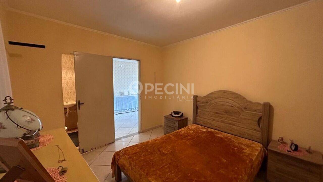 Casa com 3 quartos para venda, no Bela Vista em Rio Claro .