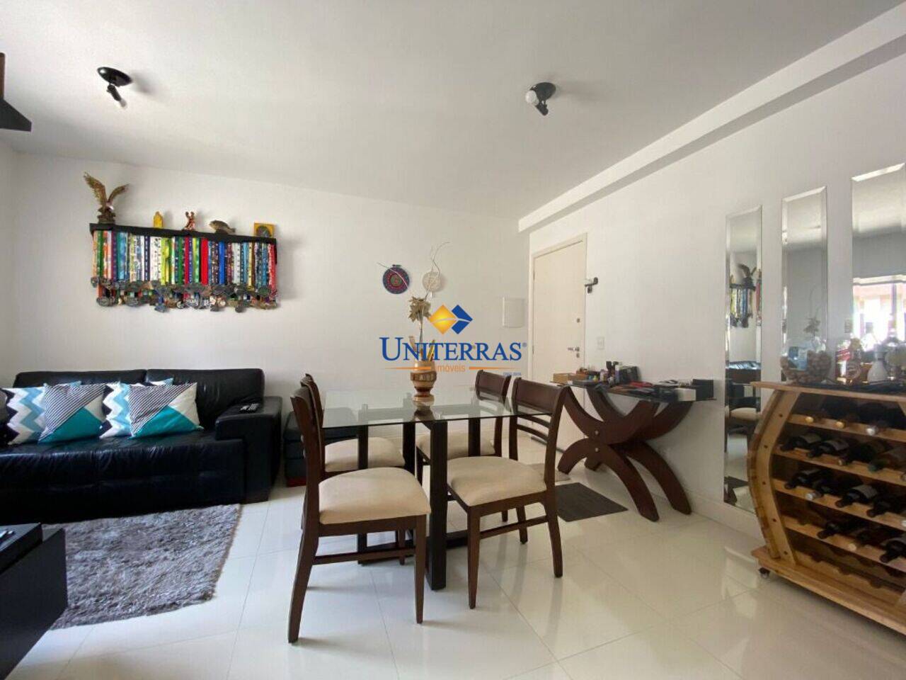 Apartamento Uberaba, Curitiba - PR