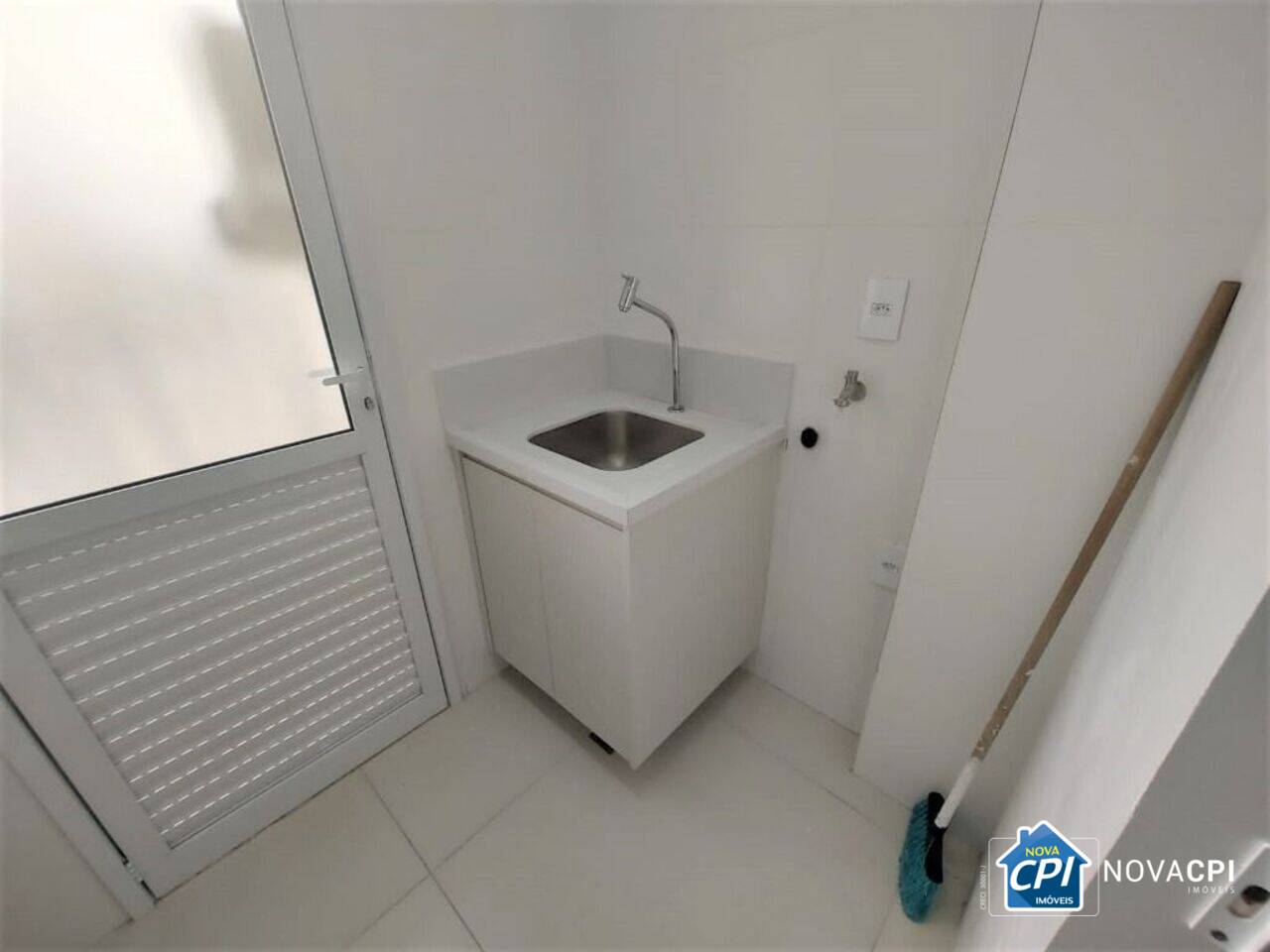 Apartamento Vila Guilhermina, Praia Grande - SP