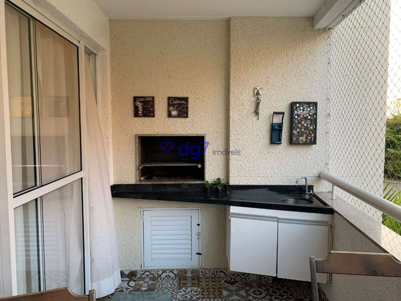 Apartamento Vila São Francisco, São Paulo - SP