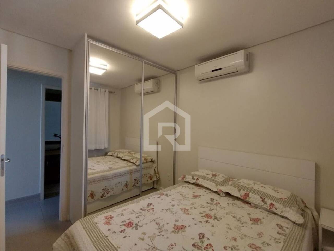 Apartamento Jardim Las Palmas, Guarujá - SP