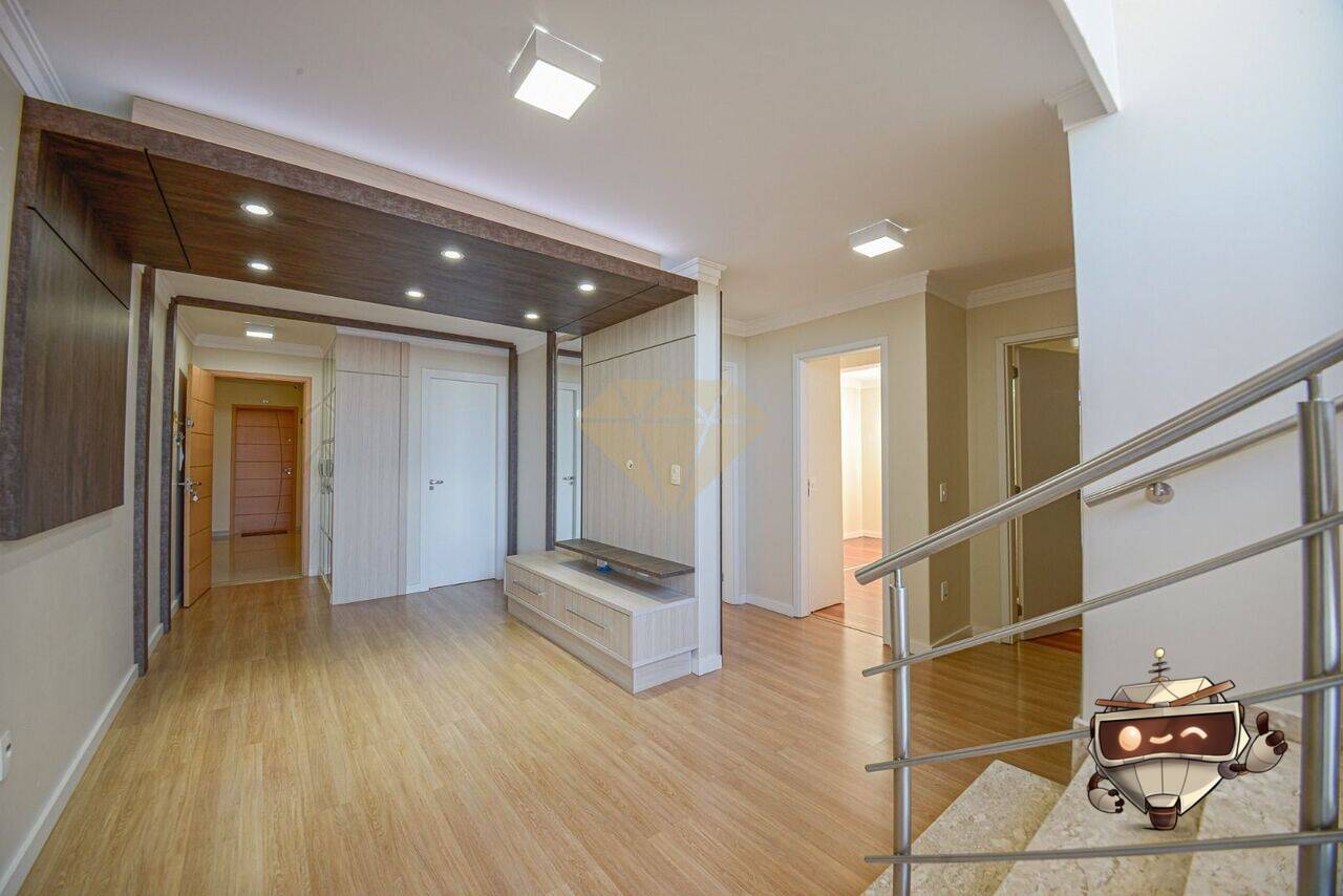 Apartamento duplex Nova Rússia, Ponta Grossa - PR