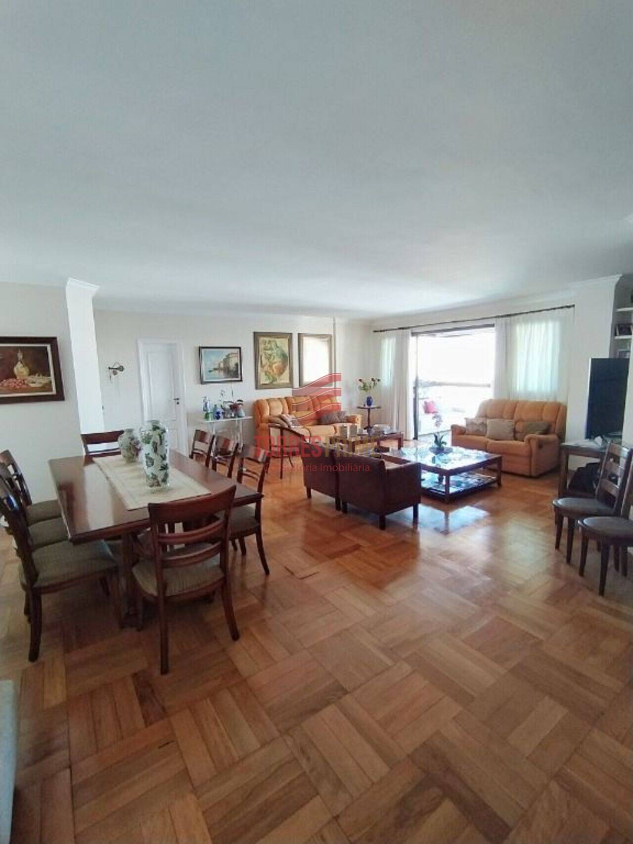 Apartamento Boqueirão, Santos - SP