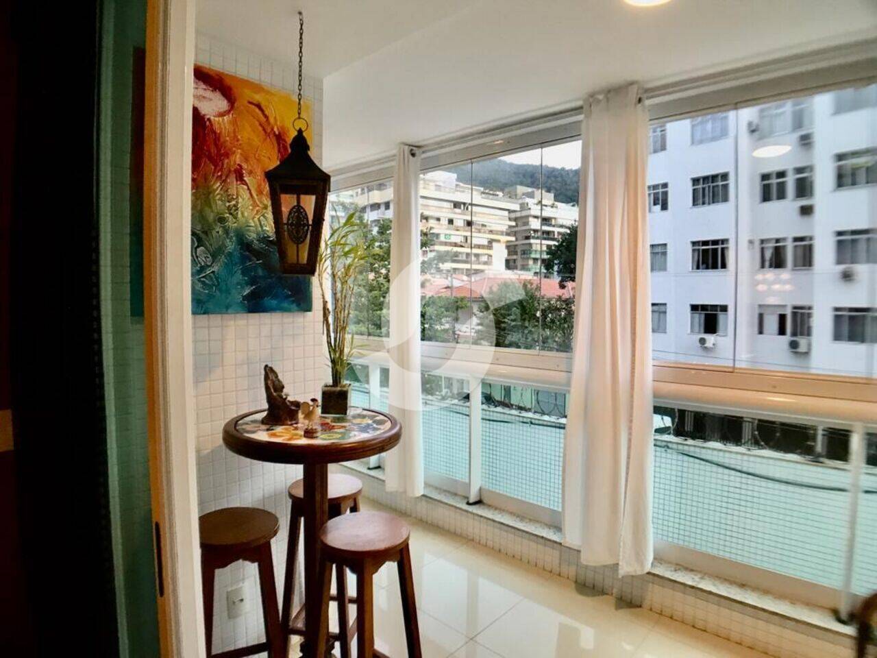 Apartamento Charitas, Niterói - RJ