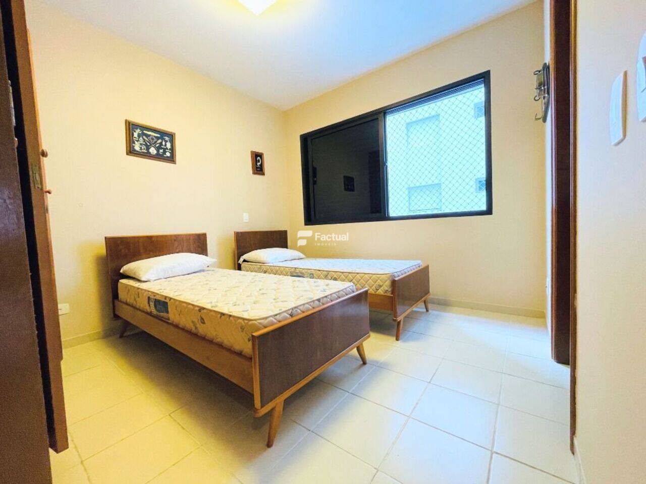 Apartamento Praia das Pitangueiras, Guarujá - SP