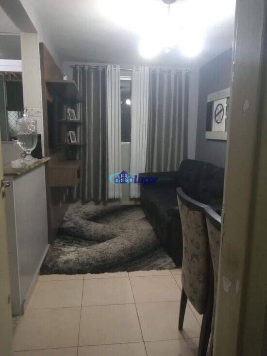 Apartamento Jardim Santa Terezinha (Zona L, São Paulo - SP