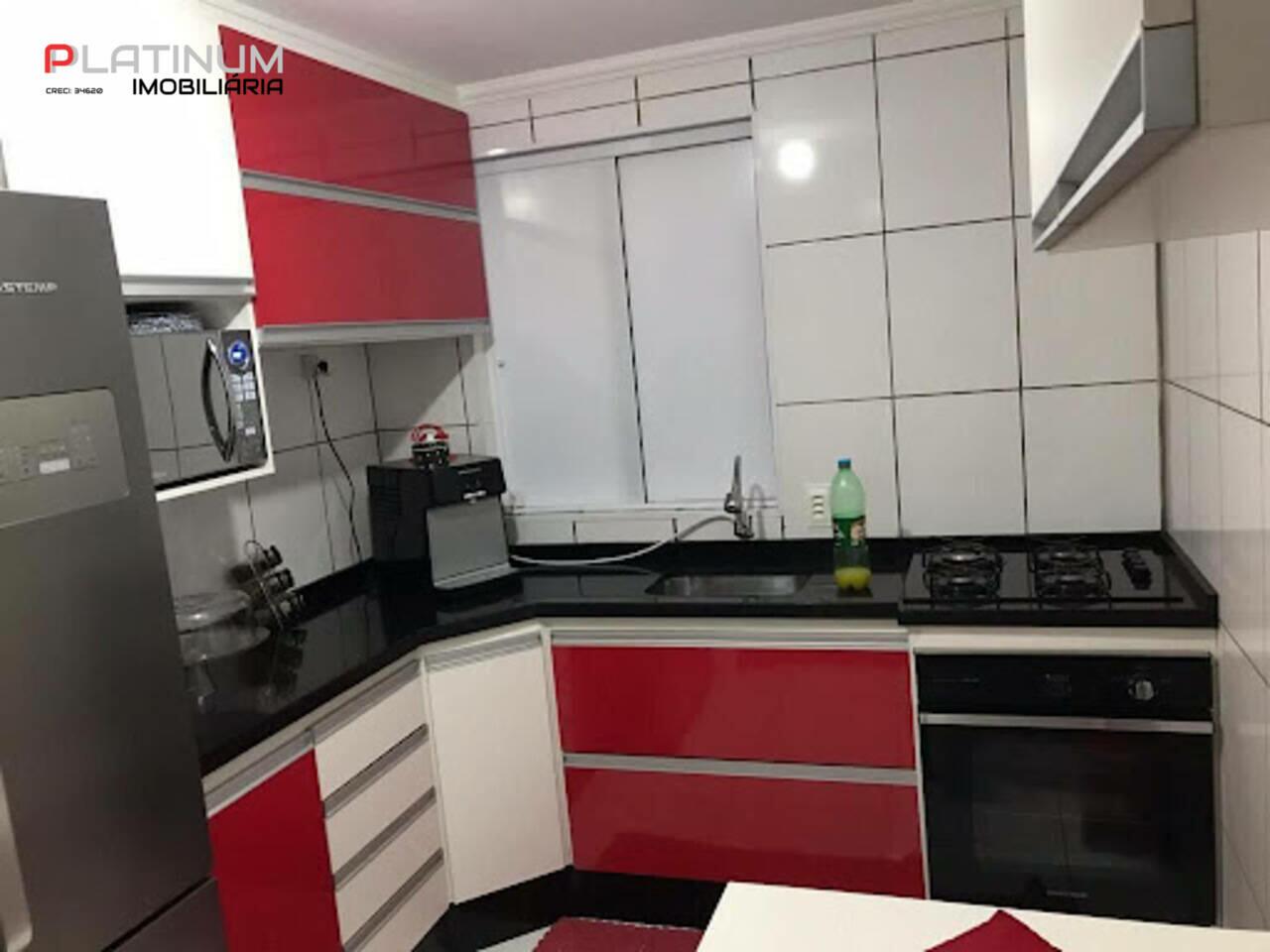 Apartamento Conjunto Habitacional Inácio Monteiro, São Paulo - SP