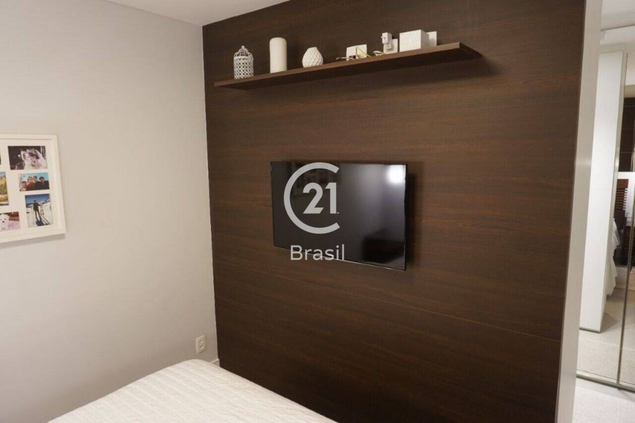 Apartamento Vila Olímpia, São Paulo - SP