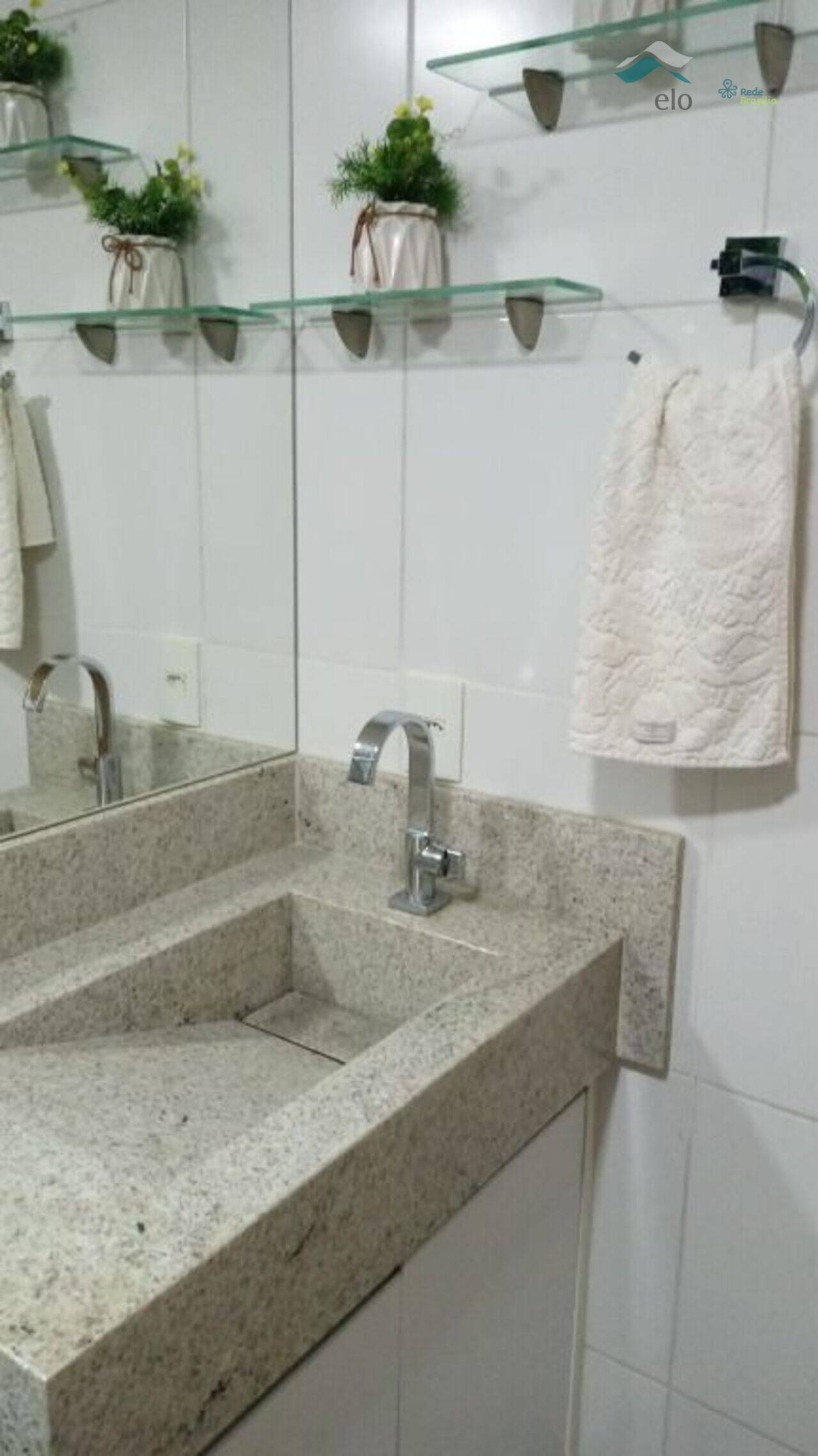 Apartamento Setor Industrial, Gama - DF