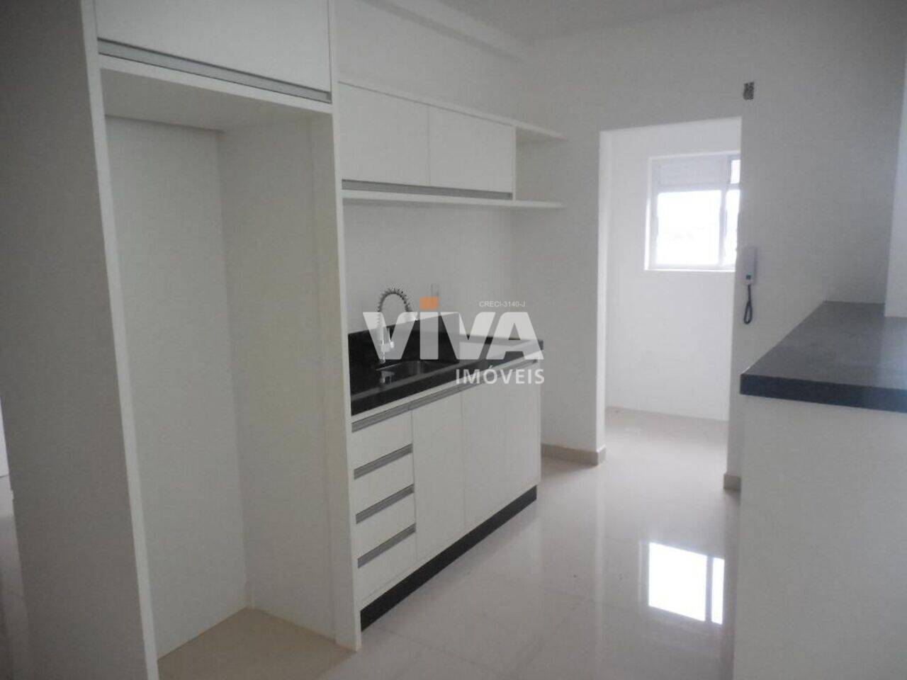 apartamento-fazenda-vfistamar-itajai-semimobiliado-bemlocalizado-3quartos-suíte