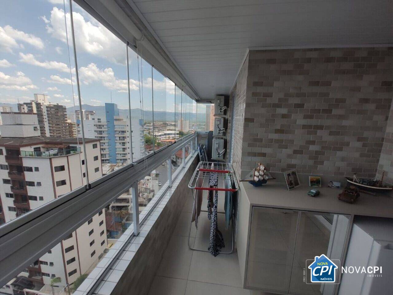 Apartamento Vila Guilhermina, Praia Grande - SP