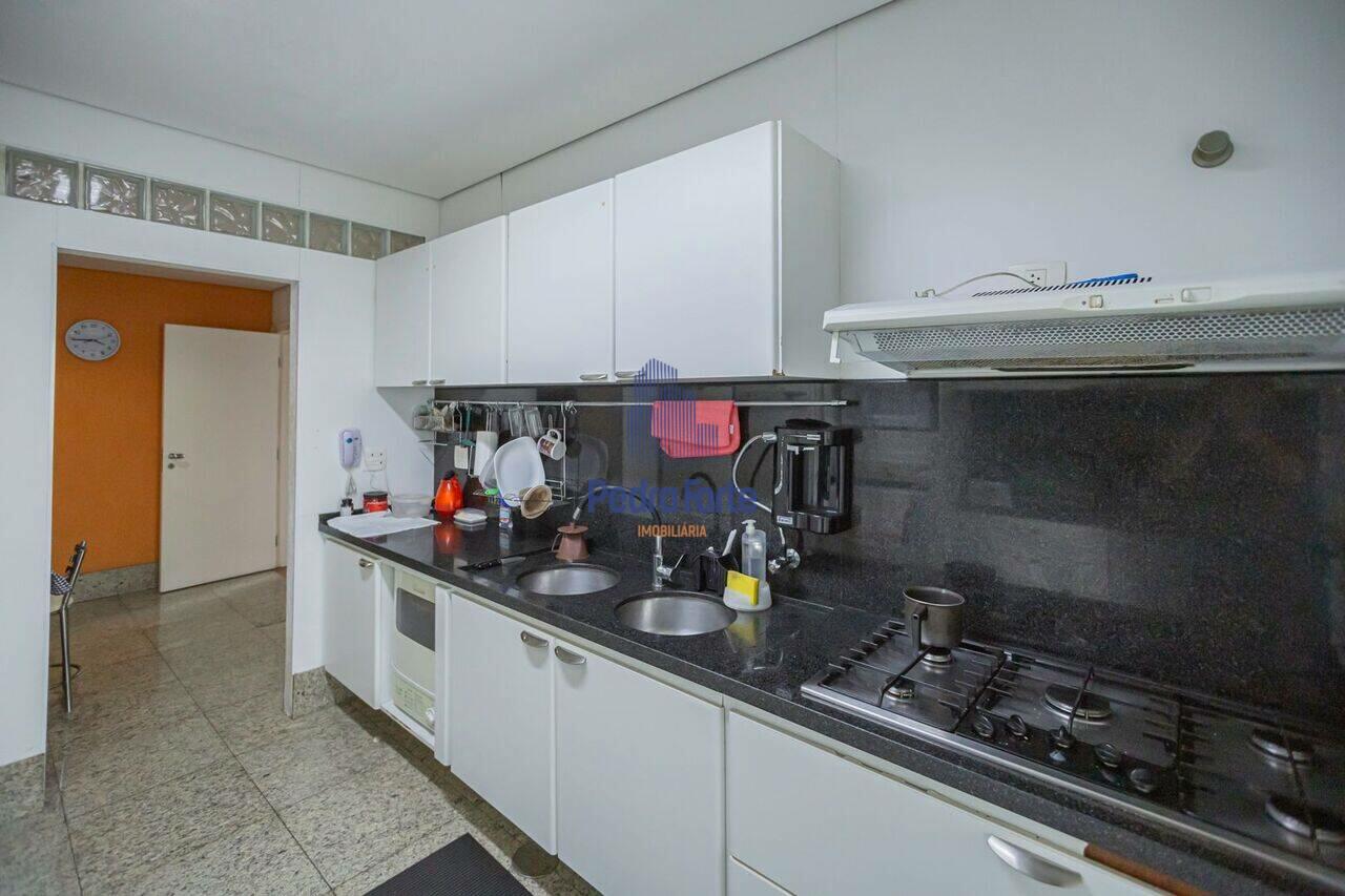 Apartamento Higienópolis, São Paulo - SP