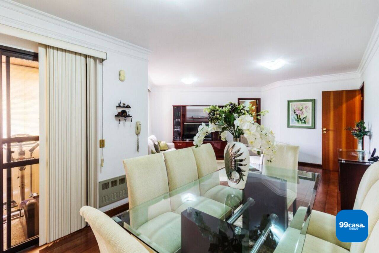 Apartamento Água Verde, Curitiba - PR