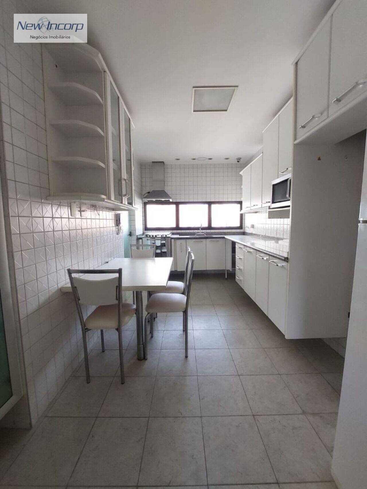 Apartamento Moema, São Paulo - SP