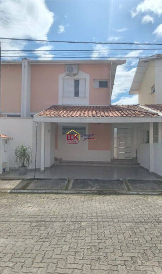 Casa de 142 m² Chácara do Visconde - Taubaté, à venda por R$ 497.000