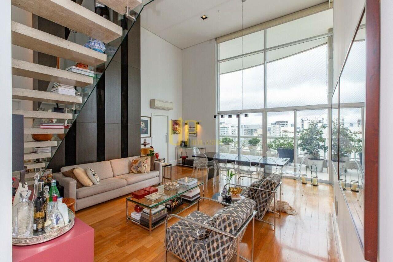 Apartamento duplex Vila Nova Conceição, São Paulo - SP