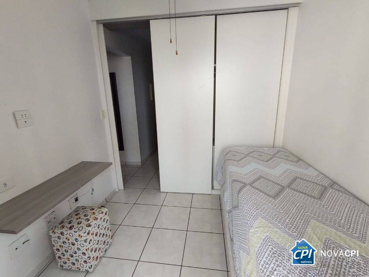 Apartamento Vila Guilhermina, Praia Grande - SP