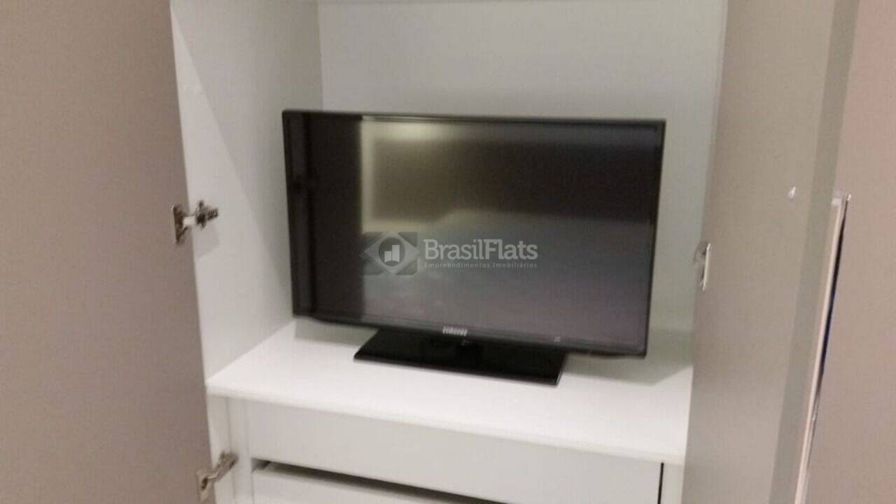 Flat Vila Olímpia, São Paulo - SP