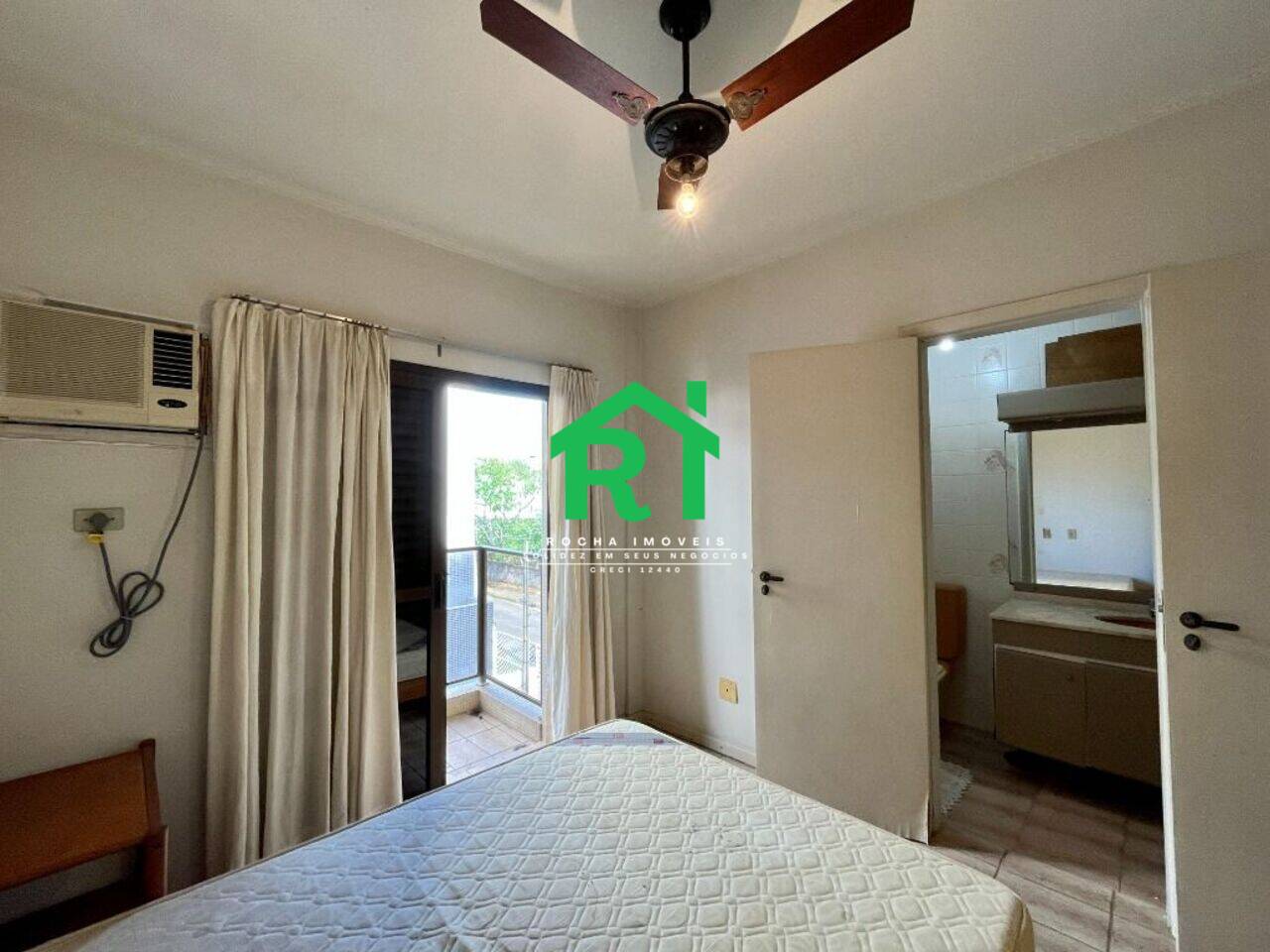 Apartamento Jardim Astúrias, Guarujá - SP