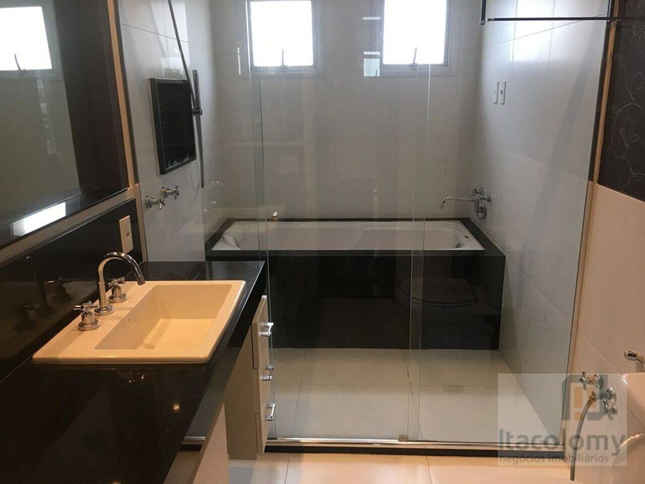 Apartamento duplex Alphaville, Barueri - SP