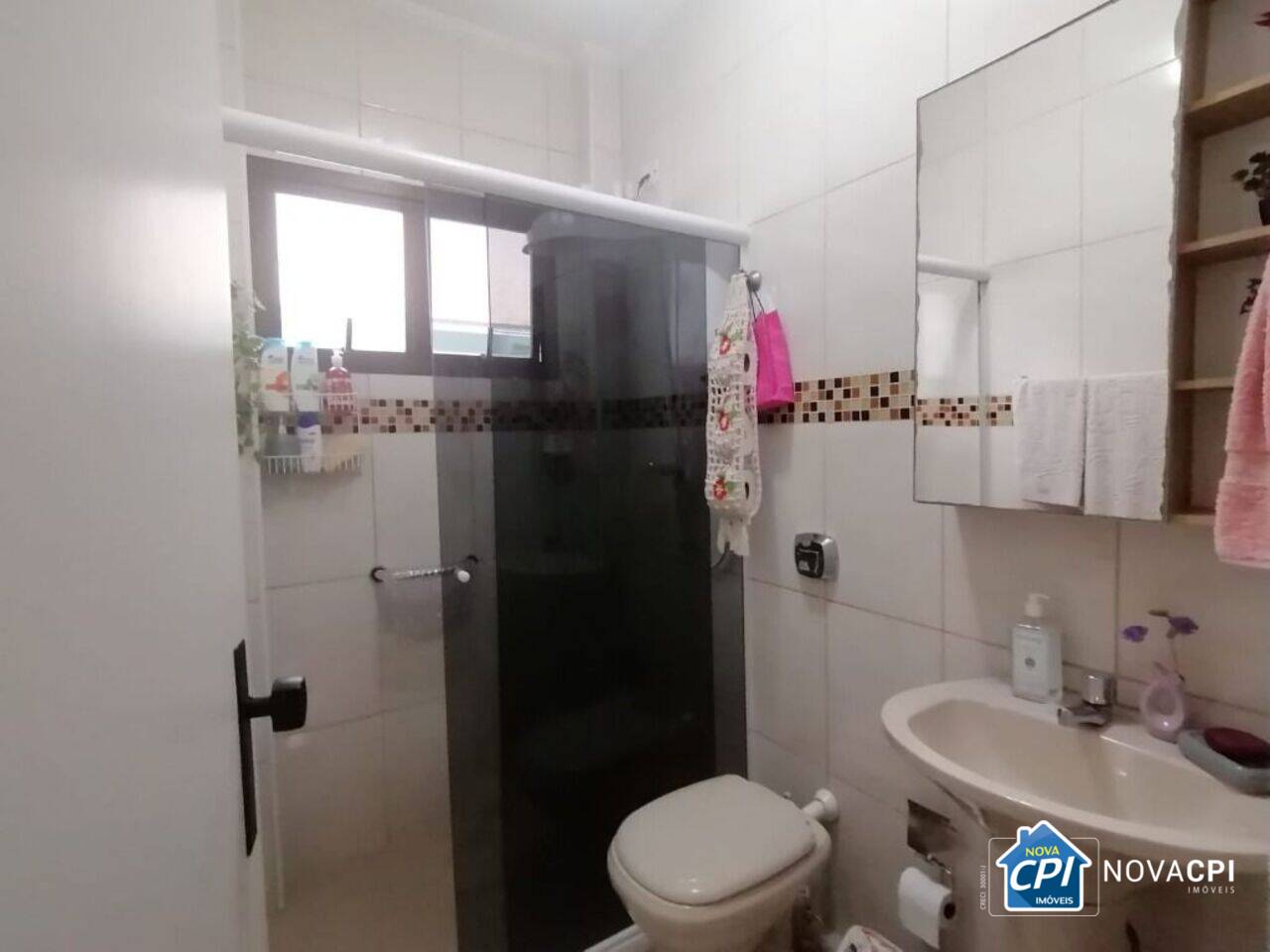 Apartamento Vila Guilhermina, Praia Grande - SP