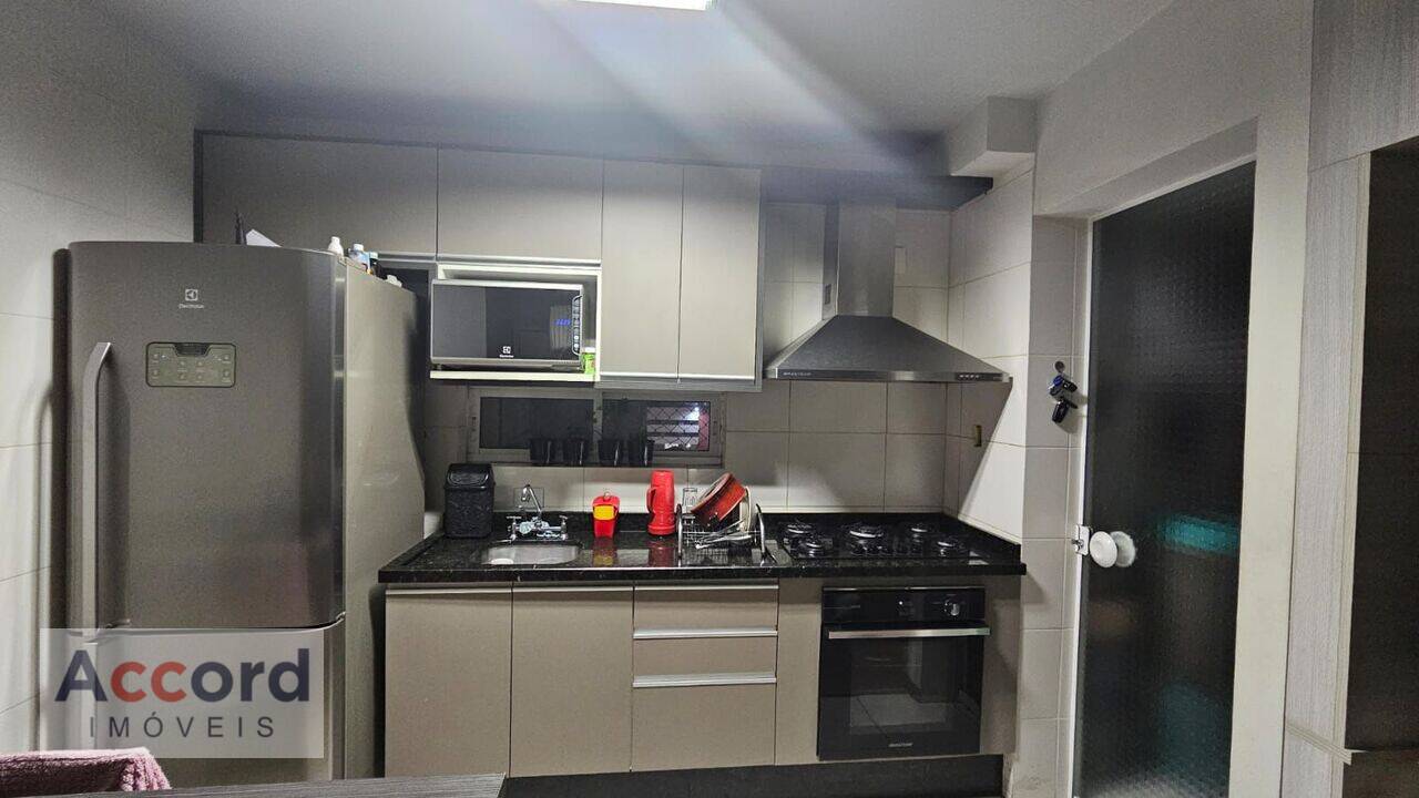 Apartamento Novo Mundo, Curitiba - PR