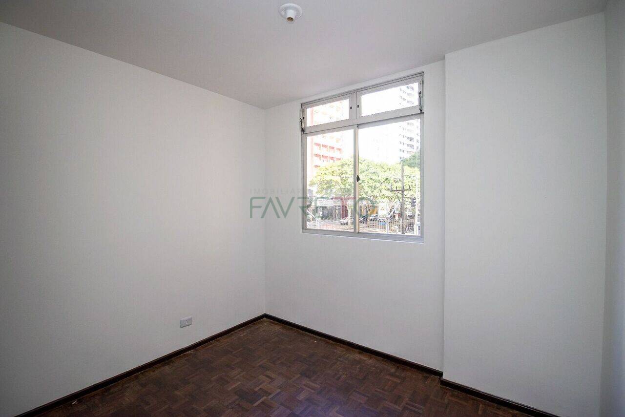 Apartamento Champagnat, Curitiba - PR