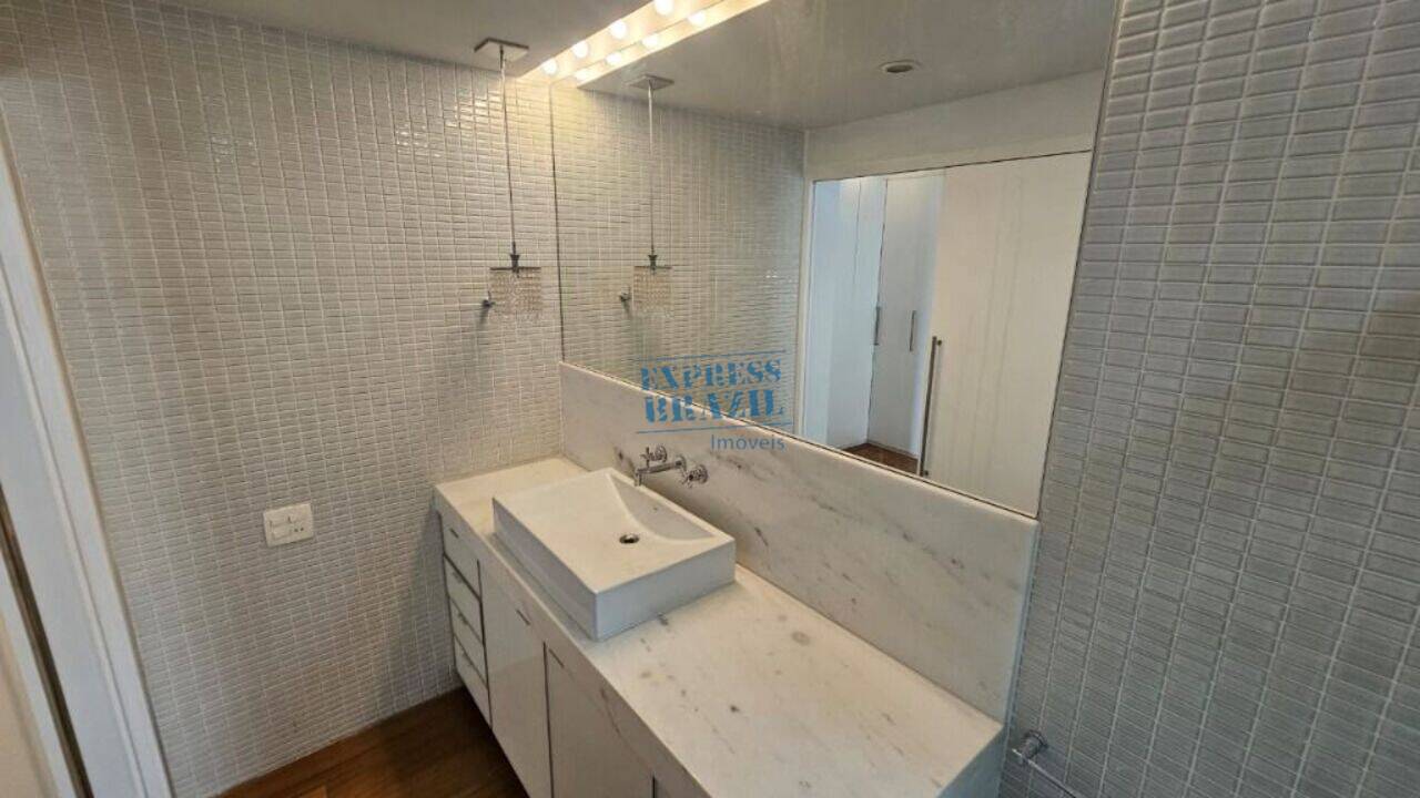 Apartamento Moema, São Paulo - SP